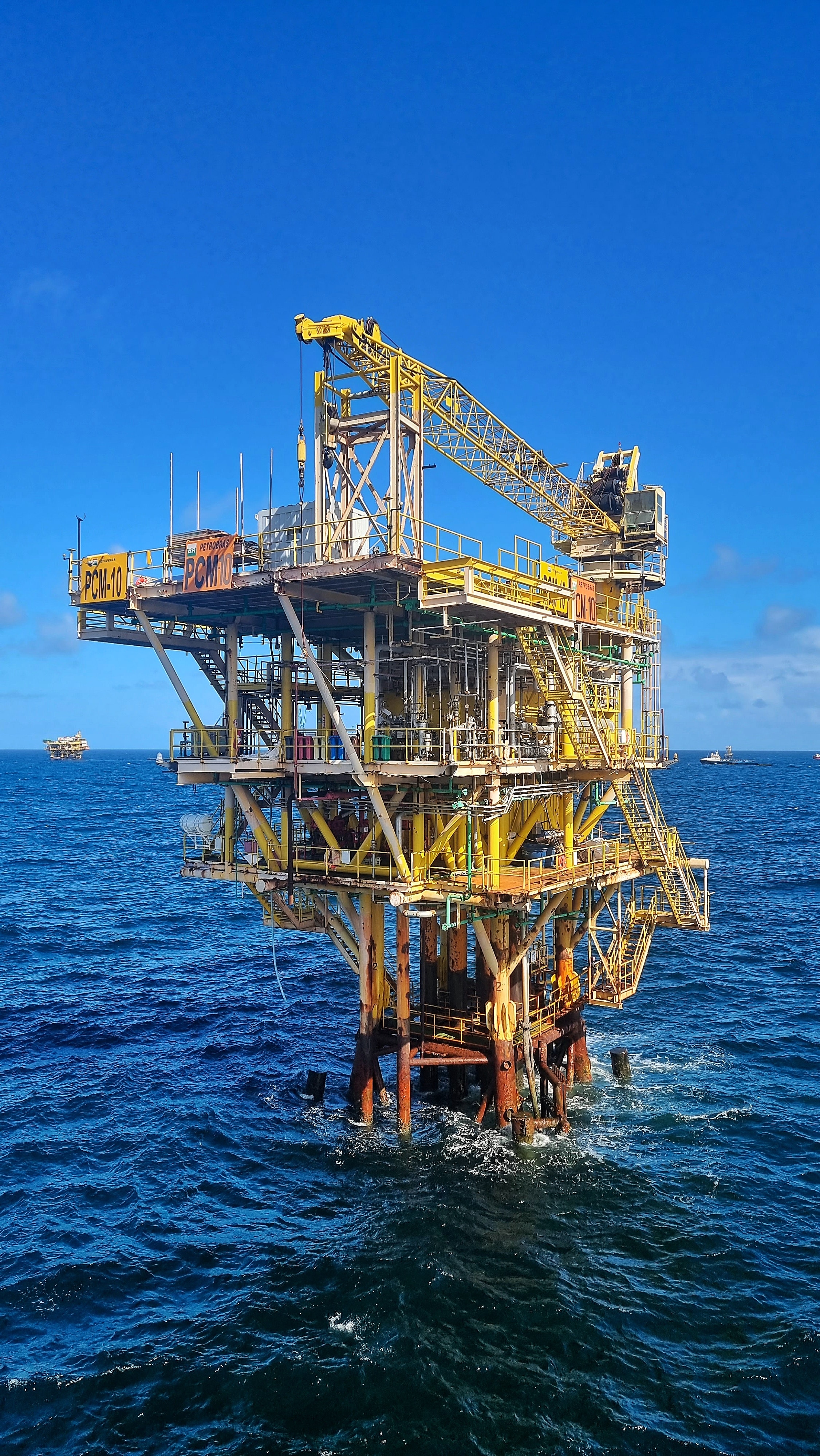 Oil & gas equipment and infrastructure